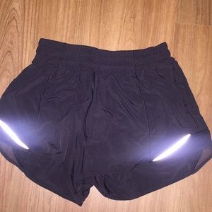 Lululemon Hotty Hot Short II